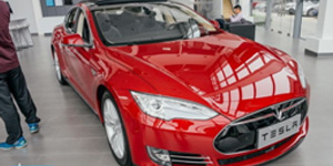 特斯拉：汽車界的未來是電動汽車的！